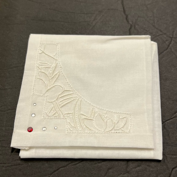 NEW authentic elegant Swarovski Embroidered Handkerchief, white with crystals - Picture 2 of 9